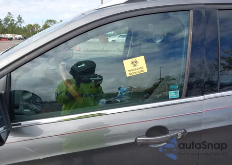 2014 Ford Escape Titanium z USA, uszkodzony, nr VIN 1FMCU9J92EUD41334